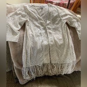 Gently used white Shawl! Size: Large